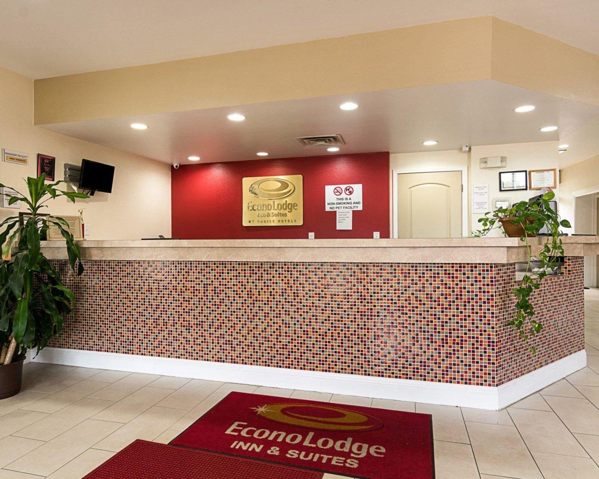 Days Inn & Suites By Wyndham Colonial Williamsburg Exterior foto