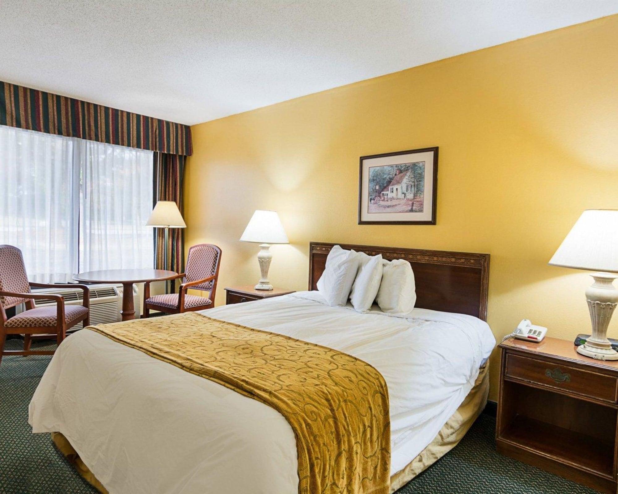 Days Inn & Suites By Wyndham Colonial Williamsburg Exterior foto